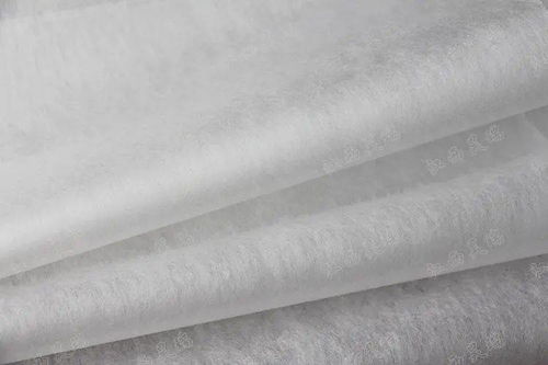 從玉米秸稈到綠色未來(lái) 生物基材料的多維創(chuàng)新與應(yīng)用